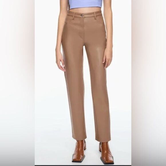 Aritzia Wilfred Melina vegan Leather Pant in a light mousse 8 - Picture 1 of 5